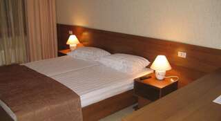 Гостиница Motel Voyage Набережные Челны Стандартный двухместный номер с 1 кроватью или 2 отдельными кроватями и балконом-1